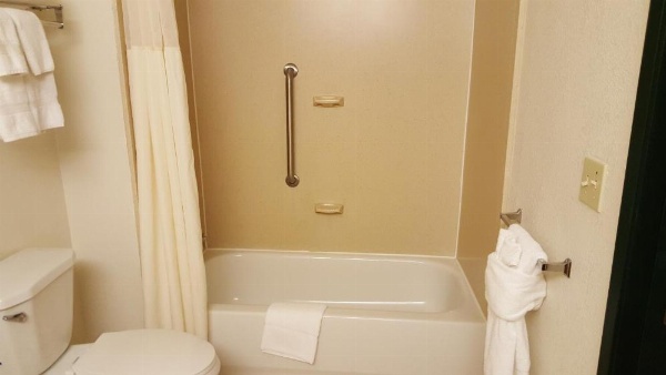 Oceanfront Lodge image 12